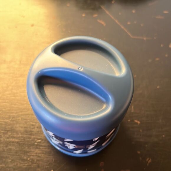 Pottery Barn kids small thermos “carter” - Picture 2 of 7